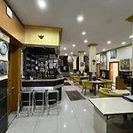 Vatan Hotel